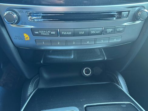 Used 2016 INFINITI QX60 Luxe w/ Premium Plus Package image 31