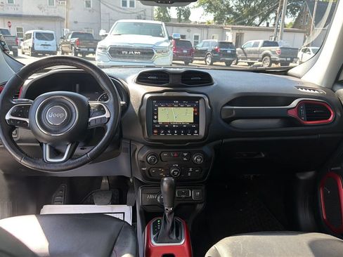 Used 2021 Jeep Renegade Trailhawk w/ Sun & Sound Group AWD/4WD image 12