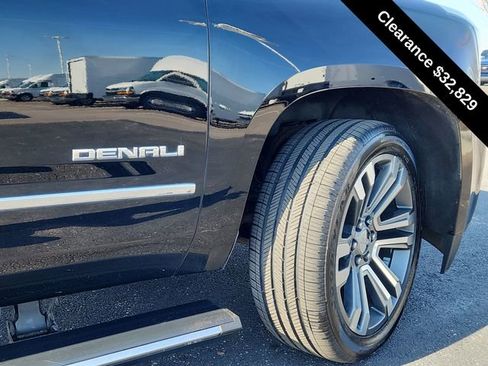 Used 2019 GMC Yukon XL Denali w/ Denali Ultimate Package image 15