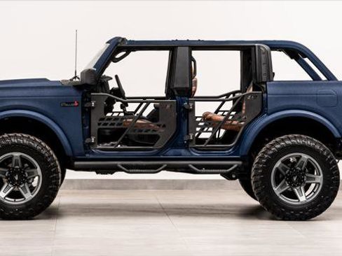 Used 2025 Ford Bronco Big Bend image 9