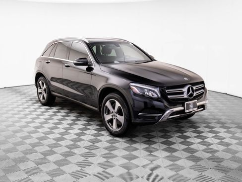 Used 2019 Mercedes-Benz GLC 300 4MATIC image 7