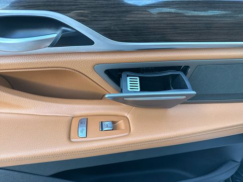 Used 2020 BMW 740i xDrive w/ Cold Weather Package image 27