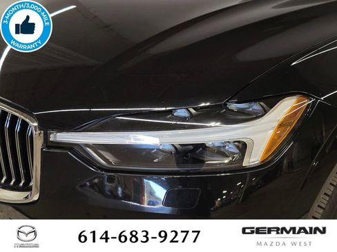 Used 2023 Volvo XC60 B5 Plus image 15