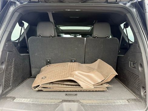 Used 2021 GMC Yukon XL Denali w/ Denali Ultimate Package image 7