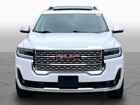 Used 2023 GMC Acadia Denali w/ Denali Technology Package AWD/4WD image 4