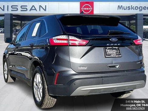 Used 2024 Ford Edge SEL image 4