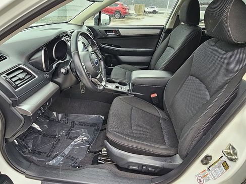 Used 2018 Subaru Outback 2.5i Premium image 25