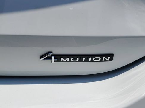 Certified 2025 Volkswagen Tiguan S AWD/4WD image 13