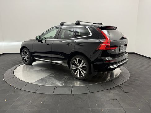 Certified 2023 Volvo XC60 B5 Plus w/ Climate Package AWD/4WD image 5