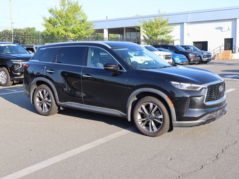 Used 2023 INFINITI QX60 Luxe AWD/4WD image 14