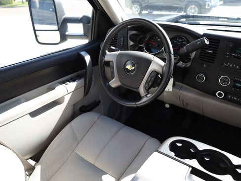 Used 2011 Chevrolet Silverado 3500 LT w/ Interior Plus Package AWD/4WD image 20