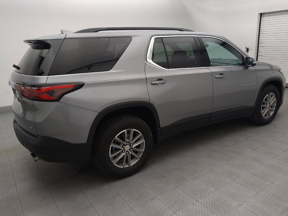 Used 2023 Chevrolet Traverse LT FWD image 10
