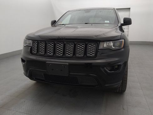 Used 2020 Jeep Grand Cherokee Altitude AWD/4WD image 15