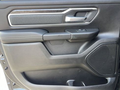 Used 2023 RAM 1500 Big Horn AWD/4WD image 32