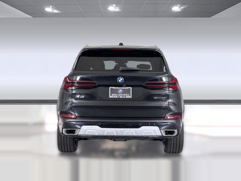 Certified 2024 BMW X5 sDrive40i w/ Parking Assistance Package RWD image 10