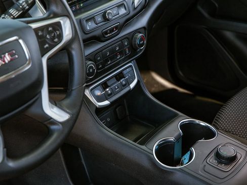 Used 2022 GMC Terrain SLE w/ LPO, Cargo Package image 14