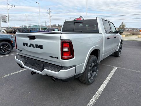 New 2026 RAM 1500 4x4 Crew Cab image 8