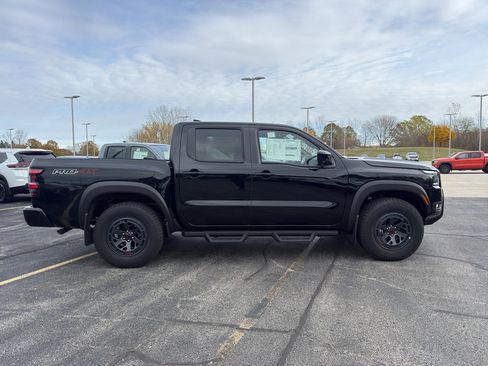 New 2026 Nissan Frontier PRO-4X w/ Pro-4x Convenience Package image 4