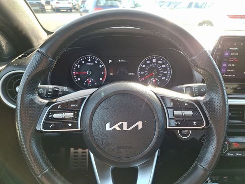 Used 2023 Kia Forte GT-Line w/ GT-Line Premium Package image 17