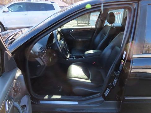 Used 2002 Mercedes-Benz C 320 Sedan image 16