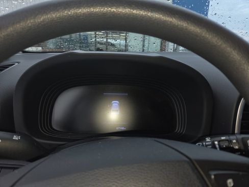 Certified 2023 Hyundai Venue SE FWD image 9