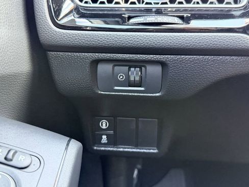 Used 2024 Honda Civic Sport image 31
