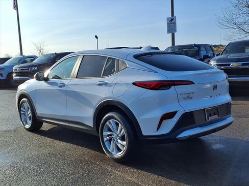 Certified 2025 Buick Envista Preferred image 7