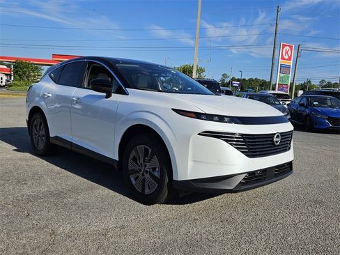 New 2025 Nissan Murano SL image 14