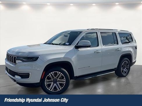 Used 2022 Jeep Wagoneer Series III w/ Convenience Group I AWD/4WD image 1