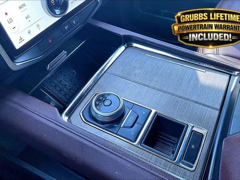 Used 2022 Ford Expedition Limited RWD image 19