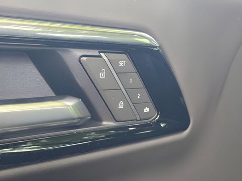 New 2026 Chevrolet Tahoe High Country AWD/4WD image 21