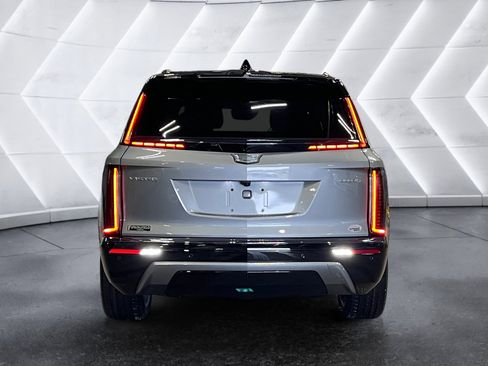 New 2026 Cadillac Vistiq Sport image 5