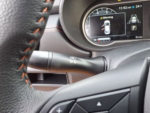 New 2025 Nissan Versa SR image 20