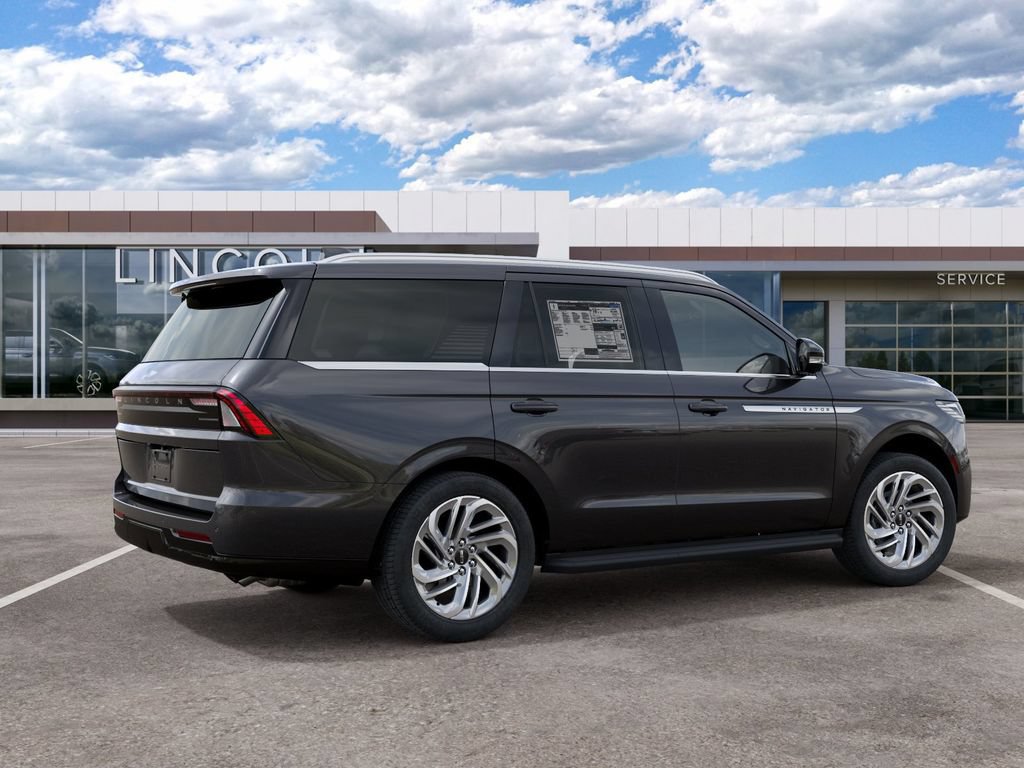 New 2027 Lincoln Navigator Premiere RWD image 6