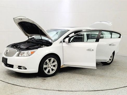 Used 2011 Buick LaCrosse CXL w/ Driver Confidence Package image 10