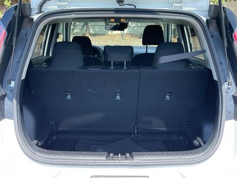 Used 2024 Kia Soul LX w/ Option Group 015 FWD image 7