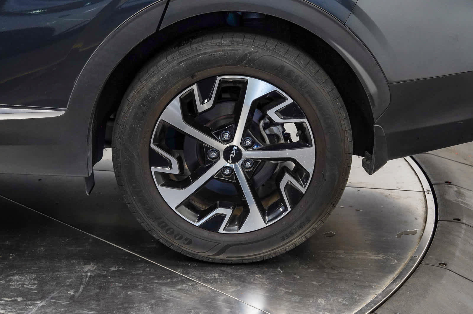 Used 2023 Kia Sportage EX FWD image 10