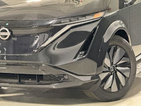 New 2025 Nissan Ariya AWD image 38