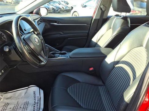 Certified 2023 Toyota Camry SE image 3