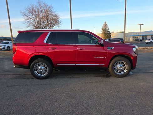 Used 2021 GMC Yukon Denali image 6