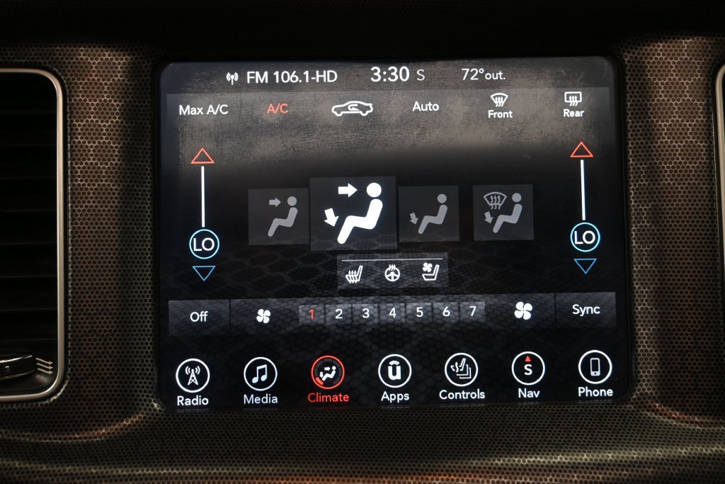 Used 2017 Dodge Charger R/T w/ Premium Group RWD image 20