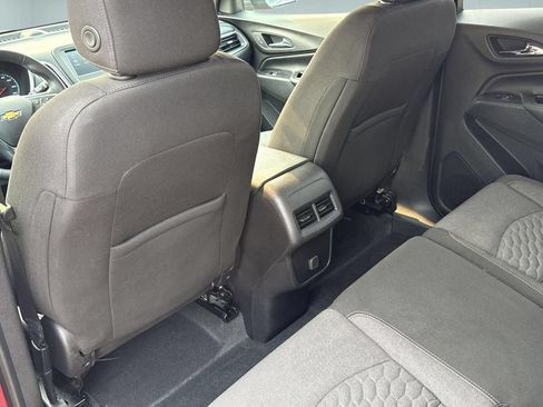 Used 2018 Chevrolet Equinox LT FWD image 33