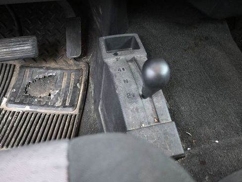 Used 2009 Chevrolet Silverado 1500 LS image 20