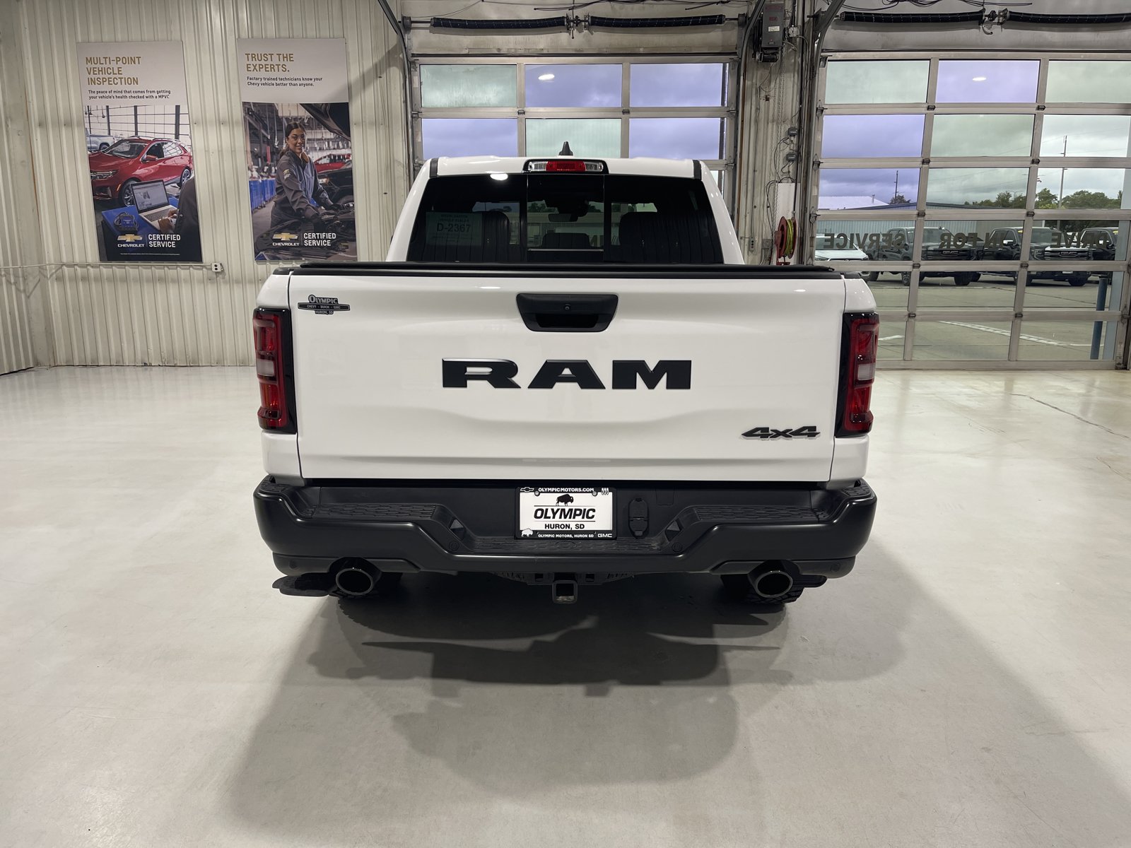 Used 2026 RAM 1500 Warlock AWD/4WD image 7