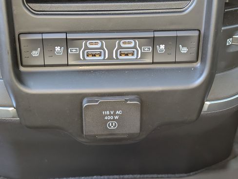 Used 2024 RAM 1500 Limited image 15