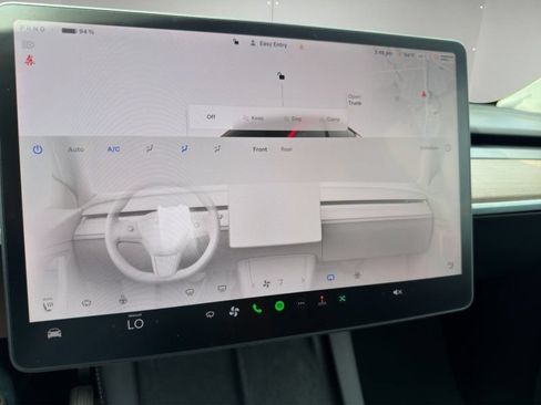 Used 2024 Tesla Model Y Long Range AWD/4WD image 18
