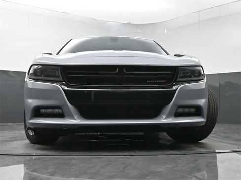 Used 2022 Dodge Charger SXT w/ Driver Convenience Group image 26