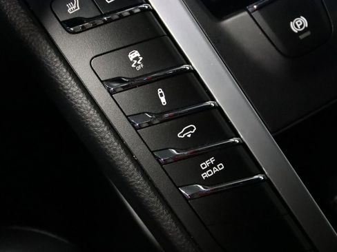 Used 2021 Porsche Macan GTS image 41