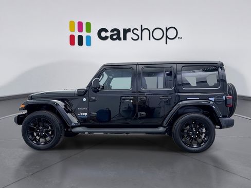Used 2021 Jeep Wrangler Unlimited Sahara image 2
