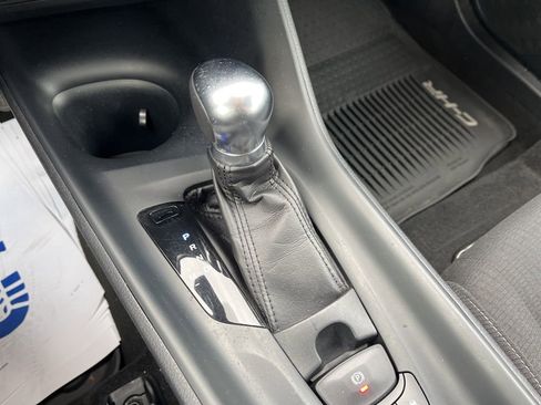 Used 2018 Toyota C-HR XLE image 19